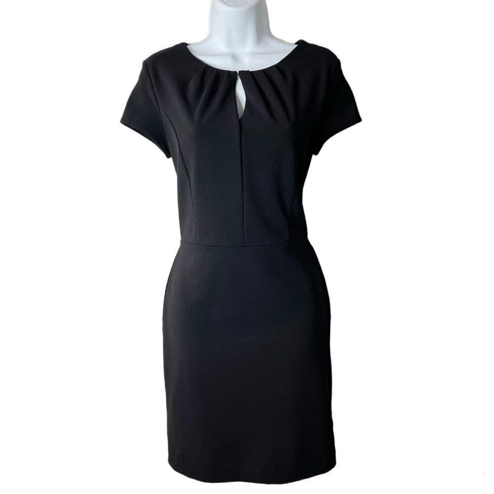 Banana Republic Women's Sheath Dress 2P Black Cap Sleeve Ruched Keyhole Pencil - Picture 2 of 10